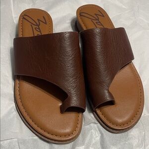 Zodiac Brown Leather Slide Sandals